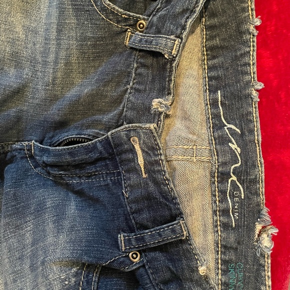 INC Sequins embellished distressed jeans, size 8 - Picture 4 of 4